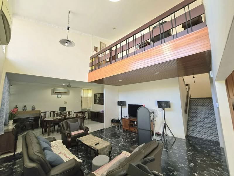 Rumah Banglo untuk Dijual di Taman Canning (Ipoh) - Lee Muzi - Living Room - PropertyGuru.com.my