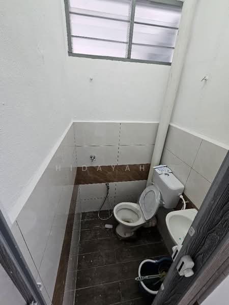 Semi-Detached House for Rent in Butterworth (Penang) - Hidayah . - Bathroom - PropertyGuru.com.my