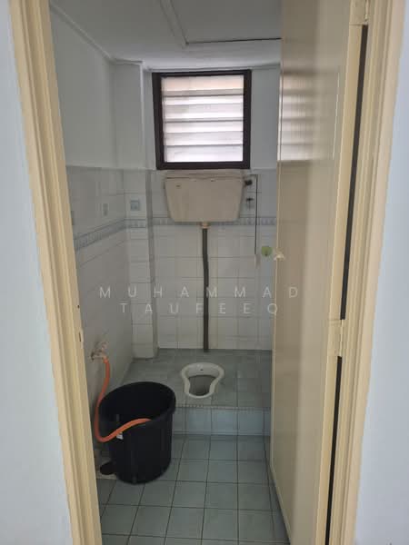 Apartment for Rent at Subang Perdana Goodyear Court 5 - Muhammad Taufeeq - Bathroom - PropertyGuru.com.my