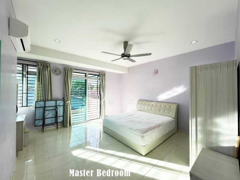 2-storey Terraced House for Sale in Kampar (Perak) - Kevin Chai - Master Bedroom - PropertyGuru.com.my