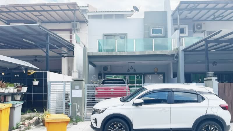 Rumah Teres 2 Tingkat untuk Dijual di Taman Nusari Bayu (Bandar Sri Sendayan) - Eric Chong - Exterior - PropertyGuru.com.my