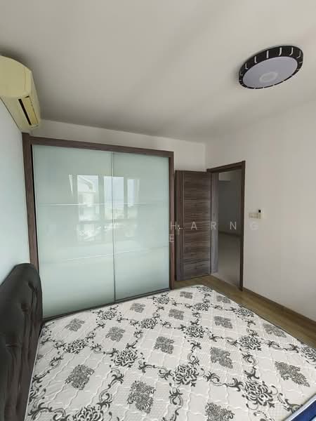 Condominium for Rent at Cerulean Bay @ Forest City - Hong Charng Lee - Bedroom - PropertyGuru.com.my