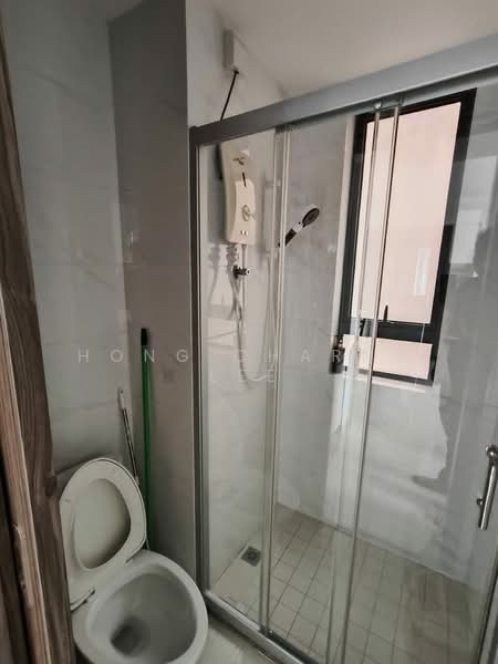 Condominium for Rent at Cerulean Bay @ Forest City - Hong Charng Lee - Bathroom - PropertyGuru.com.my