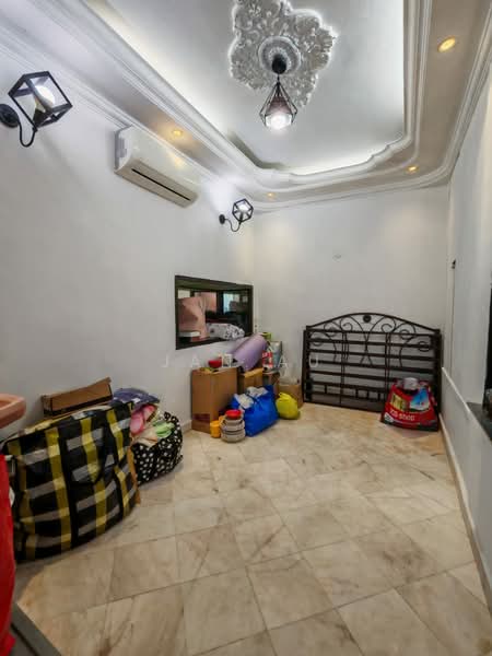 1-storey Terraced House for Sale in Taman Johor Jaya (Johor Bahru) - JAN AU - Bedroom - PropertyGuru.com.my