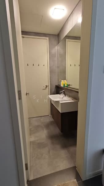 Servis Apartment untuk Dijual di Ativo Suites @ Damansara Avenue - Simon Khoo - Bathroom - PropertyGuru.com.my