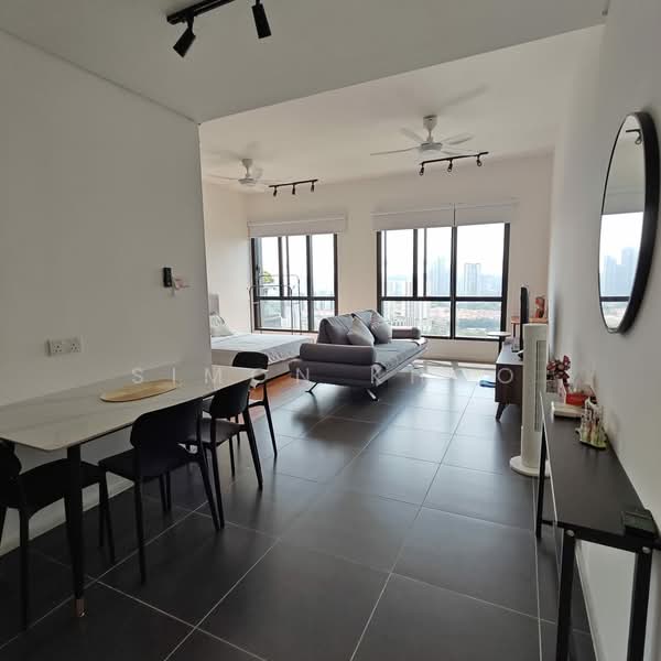 Servis Apartment untuk Dijual di Ativo Suites @ Damansara Avenue - Simon Khoo - Living Room - PropertyGuru.com.my