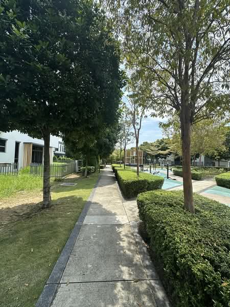 Rumah Berkembar untuk Dijual di Setia Alam (Selangor) - Jess Tee - Exterior - PropertyGuru.com.my
