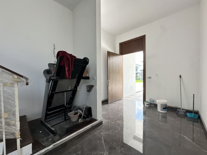 Rumah Berkembar untuk Dijual di Setia Alam (Selangor) - Jess Tee - Entrance - PropertyGuru.com.my