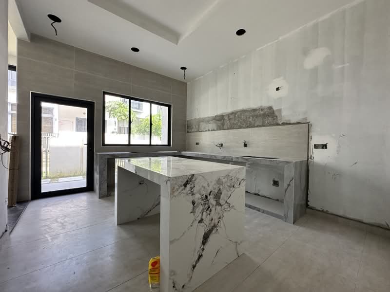 Rumah Berkembar untuk Dijual di Setia Alam (Selangor) - Jess Tee - Kitchen - PropertyGuru.com.my