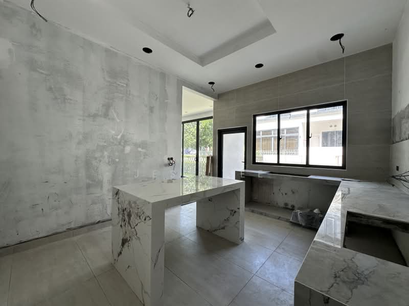 Rumah Berkembar untuk Dijual di Setia Alam (Selangor) - Jess Tee - Kitchen - PropertyGuru.com.my