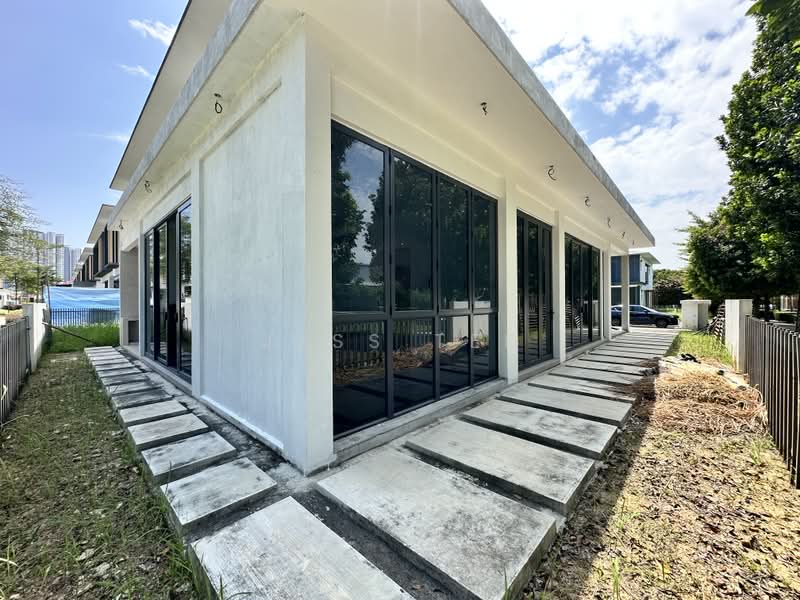 Rumah Berkembar untuk Dijual di Setia Alam (Selangor) - Jess Tee - Exterior - PropertyGuru.com.my