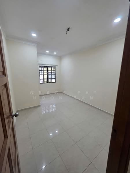 2-storey Terraced House for Rent in Bandar Bukit Tinggi (Klang) - Grace Pay Hoon Tan - PropertyGuru.com.my