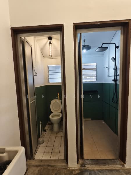 Rumah Berkembar untuk Dijual di Petaling Jaya (Selangor) - Lee Joanne - Bathroom - PropertyGuru.com.my