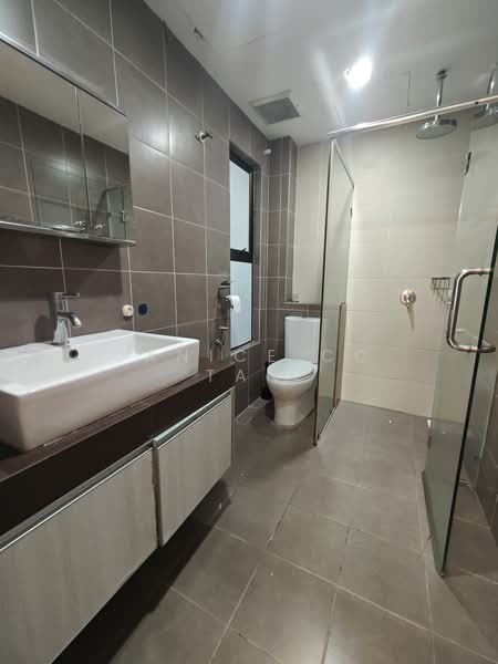 Condominium for Sale at Atmosfera Kondominium - Janice CC Tan - Bathroom - PropertyGuru.com.my