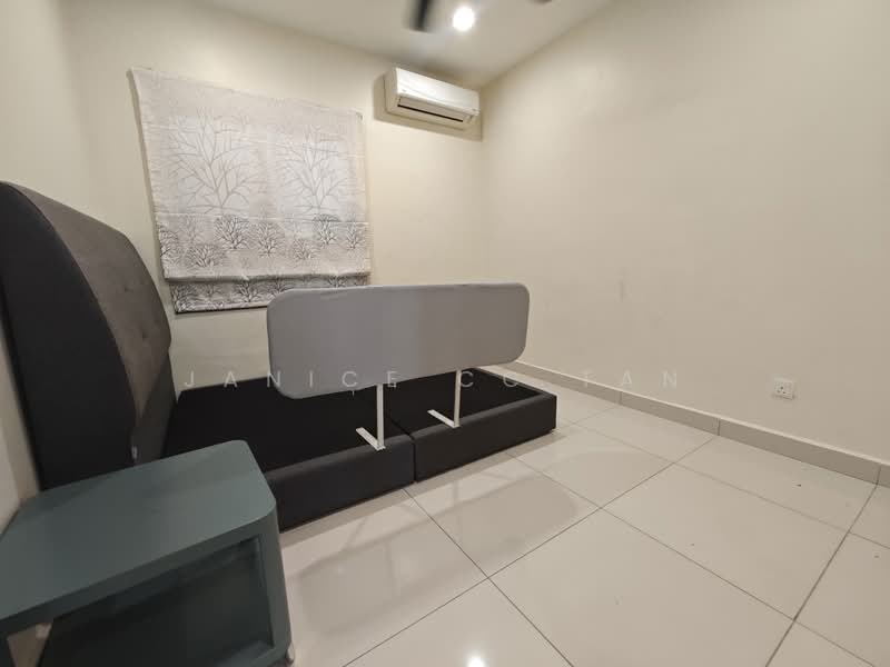 Condominium for Sale at Atmosfera Kondominium - Janice CC Tan - Bedroom - PropertyGuru.com.my