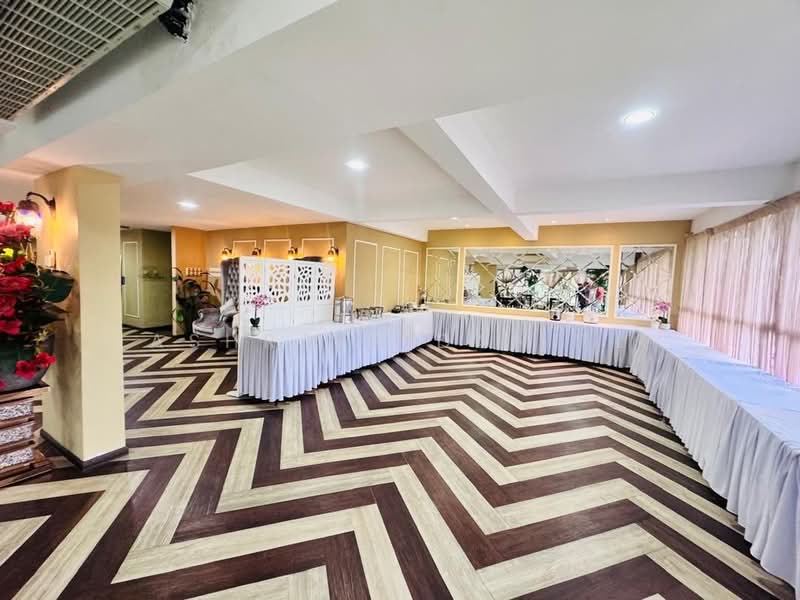 Shop / Office for Sale in Glenmarie (Selangor) - Ashraff Daniel - Interior - PropertyGuru.com.my