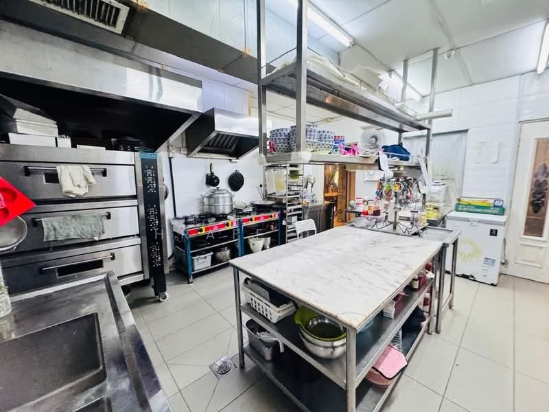 Shop / Office for Sale in Glenmarie (Selangor) - Ashraff Daniel - PropertyGuru.com.my