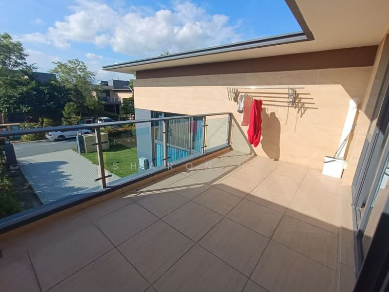Rumah Kluster untuk Dijual di Forest City (Gelang Patah) - Sharon Ng - Balcony - PropertyGuru.com.my