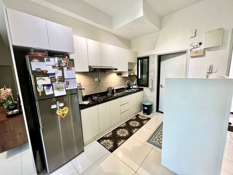 Condominium for Sale at Lake Vista Residence (Tasik Vista Residen) - Ahmad Fadlee - PropertyGuru.com.my