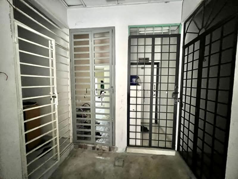 Apartment for Sale at Pangsapuri Opal - Ahmad Fadlee - PropertyGuru.com.my