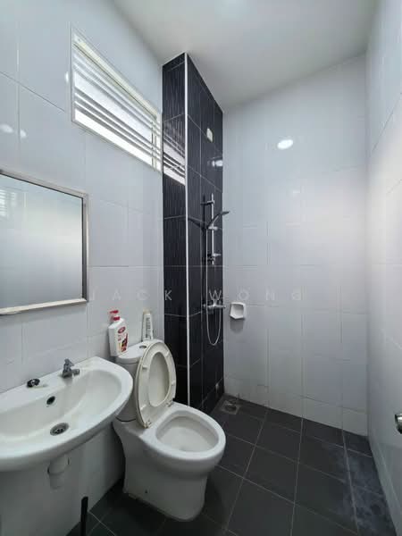2-storey Terraced House for Rent in Skudai (Johor) - Jack Wong - Bathroom - PropertyGuru.com.my