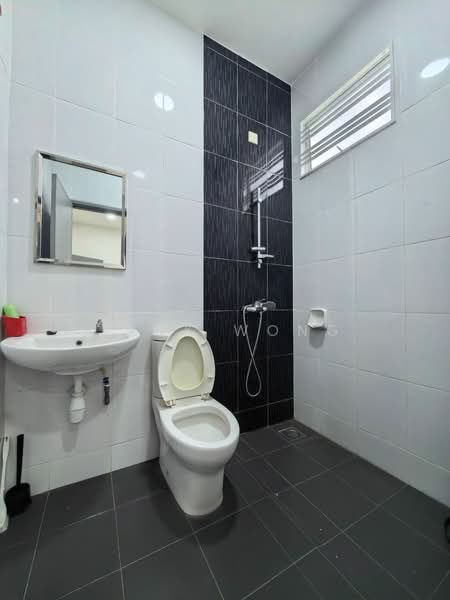 2-storey Terraced House for Rent in Skudai (Johor) - Jack Wong - Bathroom - PropertyGuru.com.my