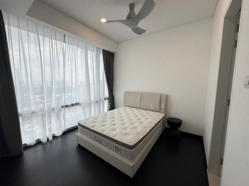 Service Residence for Sale at Crown Residences @ Pavilion Damansara Heights - Peter Sek - Bedroom - PropertyGuru.com.my