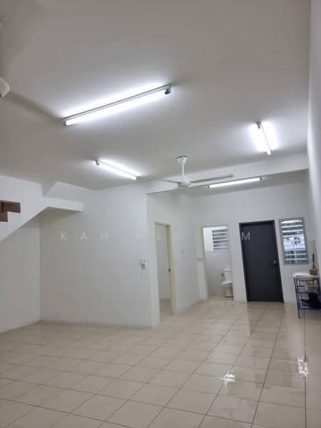 Rumah Teres 2-Tingkat untuk Disewa di Iringan Bayu (Seremban) - Kah Hee Lim - Interior - PropertyGuru.com.my
