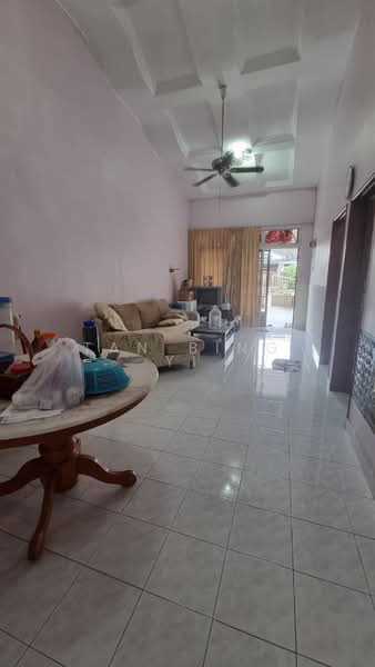 Rumah Teres 1 Tingkat untuk Dijual di Taman Puteri Wangsa (Ulu Tiram) - Tan Bing Yi - Living Room - PropertyGuru.com.my