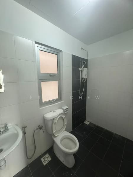 Service Residence for Rent at Saville @ Kajang - Eson Chew - Bathroom - PropertyGuru.com.my