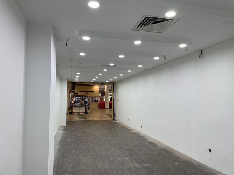 Shop for Rent in Seri Kembangan (Selangor) - Hanz Low - Interior - PropertyGuru.com.my