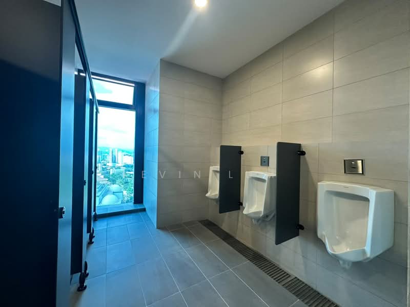 Pejabat untuk Disewa di Dutamas (Kuala Lumpur) - Kevin Lum - Bathroom - PropertyGuru.com.my
