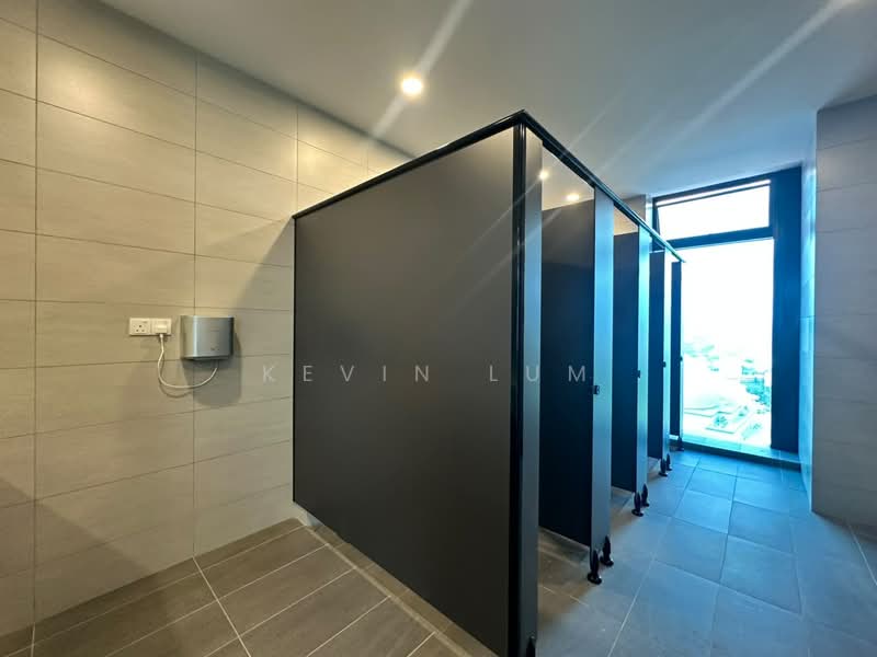 Pejabat untuk Disewa di Dutamas (Kuala Lumpur) - Kevin Lum - Bathroom - PropertyGuru.com.my