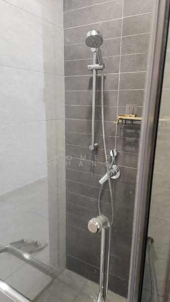 Condominium for Rent at Vivo Residential Suites - Homer Phang - Bathroom - PropertyGuru.com.my