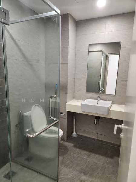 Condominium for Rent at Vivo Residential Suites - Homer Phang - Bathroom - PropertyGuru.com.my