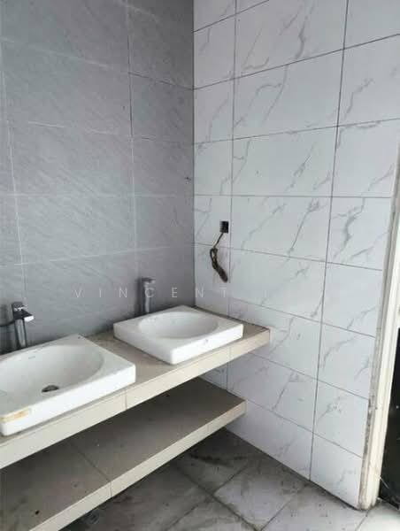 Detached Factory for Sale in Taman Sri Haneco (Semenyih) - Vincent Lee - Bathroom - PropertyGuru.com.my