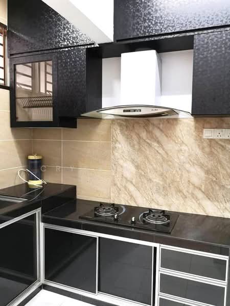 Cluster House for Sale in Eco Botanic 2 (Iskandar Puteri (Nusajaya)) - Crystal Tan - Kitchen - PropertyGuru.com.my