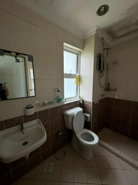 Condominium for Rent at Desa Impiana - Hanz Low - Bathroom - PropertyGuru.com.my