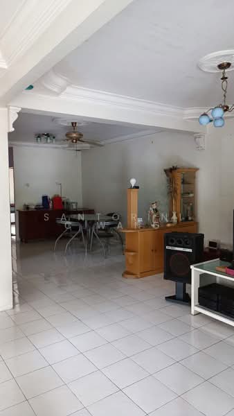2-storey Terraced House for Rent in Taman Putri Kulai (Kulai) - Santorinic Wang - Living Room - PropertyGuru.com.my
