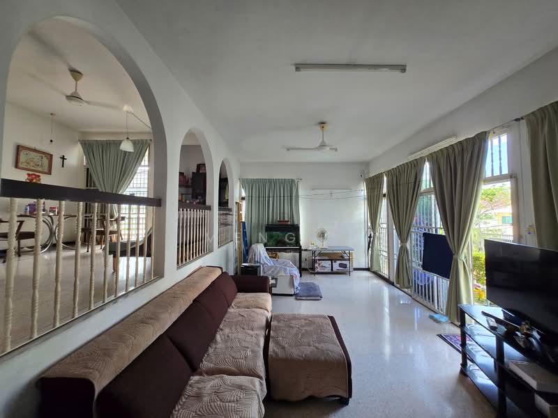 Rumah Berkembar untuk Dijual di Island Park (Jelutong) - Meng . - Living Room - PropertyGuru.com.my
