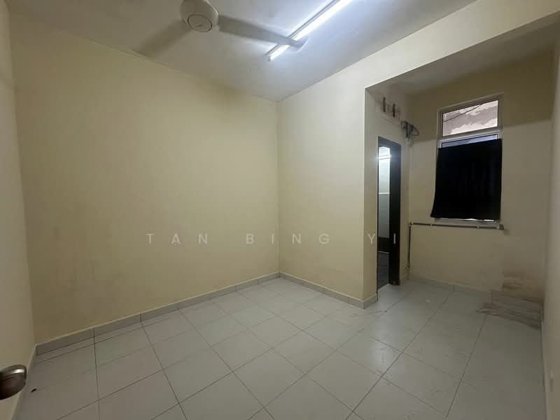 Townhouse for Sale in Taman Austin Perdana (Tebrau) - Tan Bing Yi - Interior - PropertyGuru.com.my