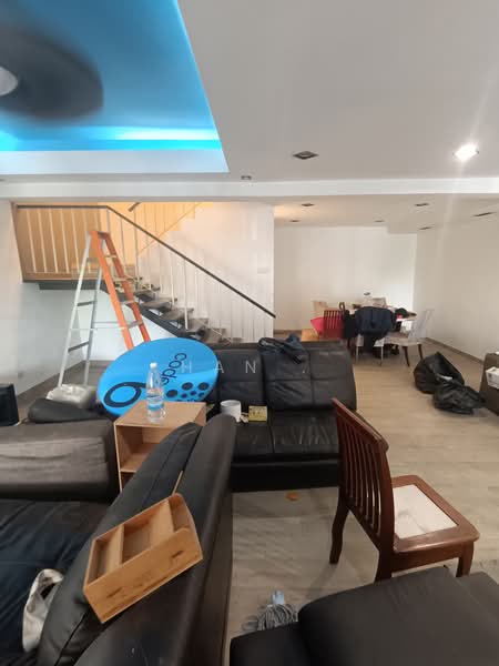 Rumah Teres 2 Tingkat untuk Disewa di Taman Overseas Union (Taman Oug) (Jalan Klang Lama (Old Klang Road)) - Han . - Living Room - PropertyGuru.com.my