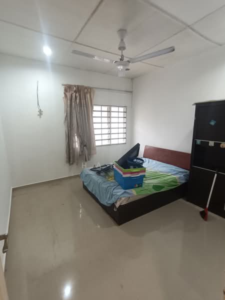 Rumah Teres 2 Tingkat untuk Disewa di Taman Overseas Union (Taman Oug) (Jalan Klang Lama (Old Klang Road)) - Han . - Bedroom - PropertyGuru.com.my