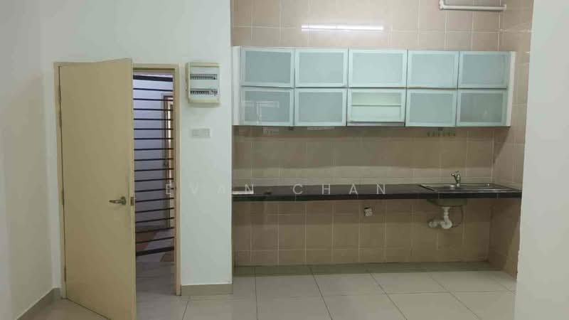 Servis Apartment untuk Dijual di OUG Parklane - Evan Chan - Kitchen - PropertyGuru.com.my