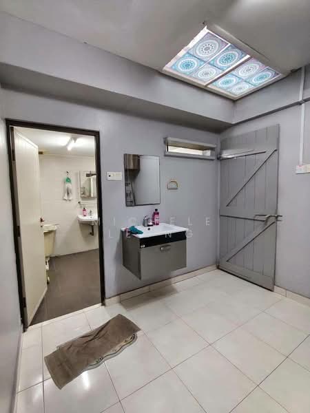 1-storey Terraced House for Sale in Taman Canning (Ipoh) - Michele Leong - Bathroom - PropertyGuru.com.my
