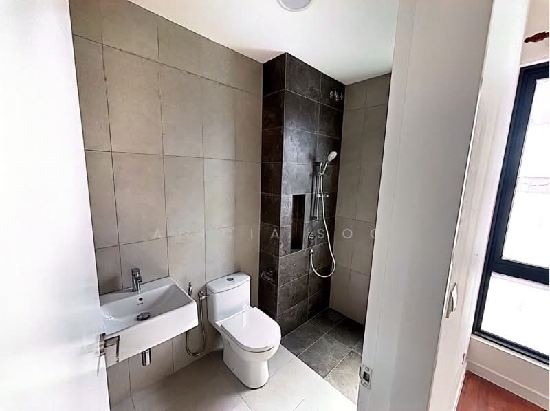 2-storey Terraced House for Rent in Sungai Buloh (Selangor) - Alicia Soo - Bathroom - PropertyGuru.com.my