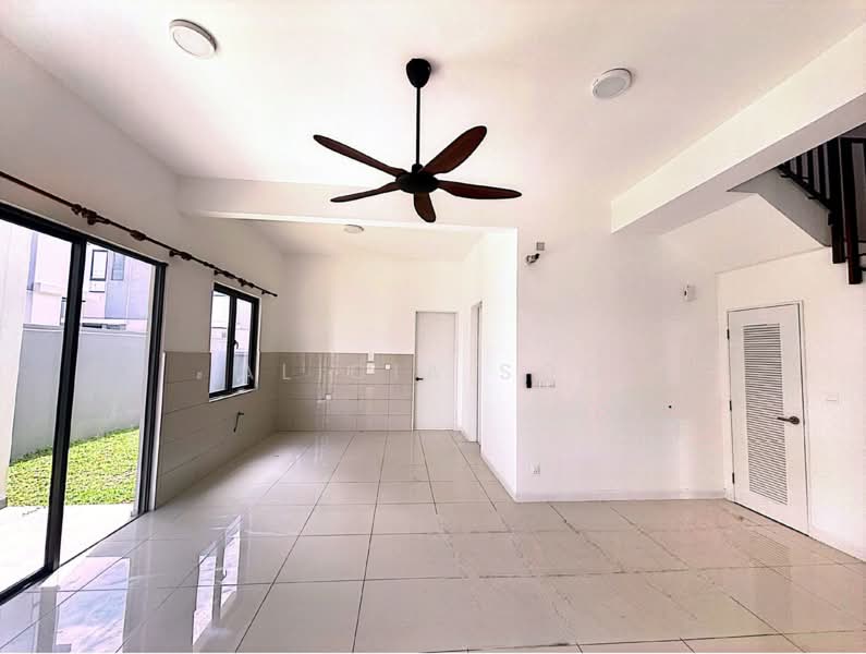 2-storey Terraced House for Rent in Sungai Buloh (Selangor) - Alicia Soo - Living Room - PropertyGuru.com.my