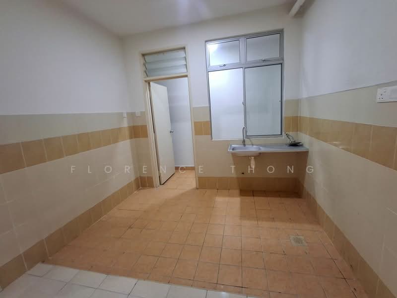 Apartment for Rent at Seri Molek Perdana - Florence Thong - Kitchen - PropertyGuru.com.my