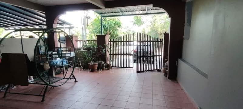1.5-storey Terraced House for Sale in Setia Tropika (Johor Bahru) - Azlan Ismail aiproperty - Exterior - PropertyGuru.com.my