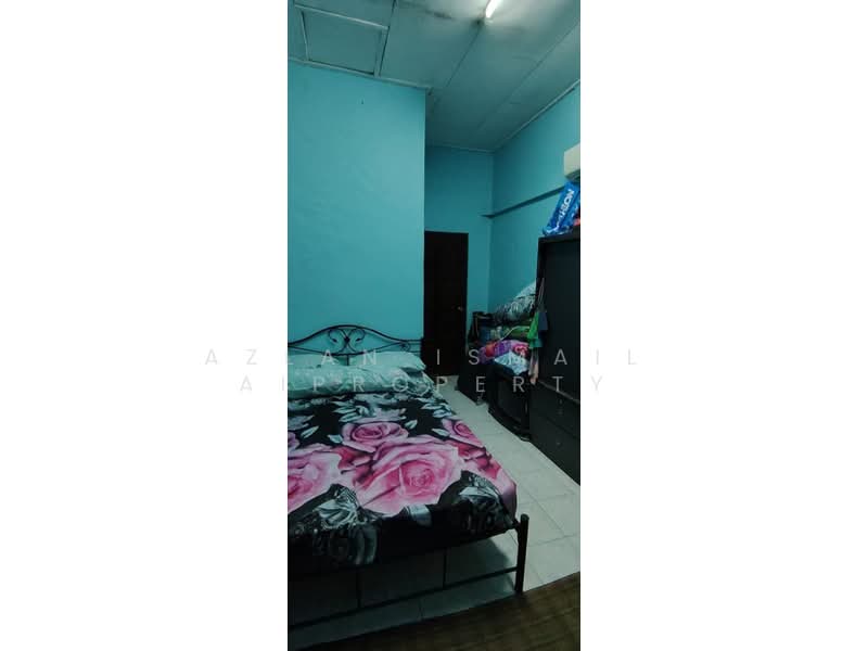 1.5-storey Terraced House for Sale in Setia Tropika (Johor Bahru) - Azlan Ismail aiproperty - Bedroom - PropertyGuru.com.my